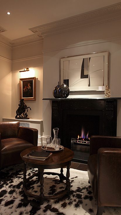 Interior design regents park house one 17p